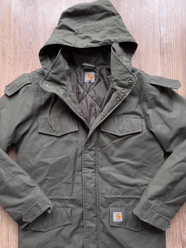 Zip-худи Juicy Couture, Куртка Kappa, Куртка Carhartt, Ботинки Dr.Marten’s, Ботинки Dockers, Куртка/Плащ Nike 3