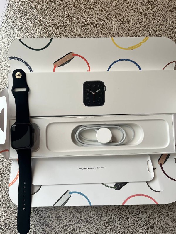 Apple Watch SE 44