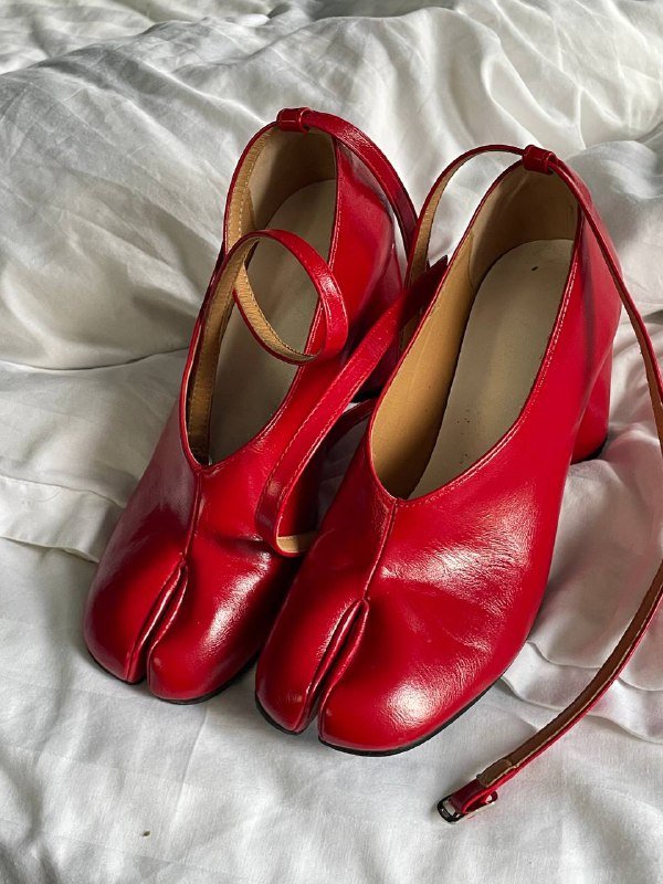 Женские красные туфли таби размер 38