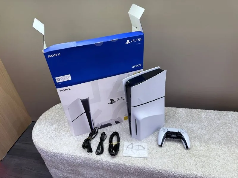 PS5 Slim с дисководом 1