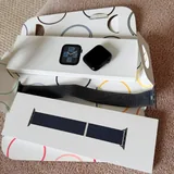 Apple Watch SE и Series 8 2