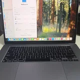 MacBook Air M3 2