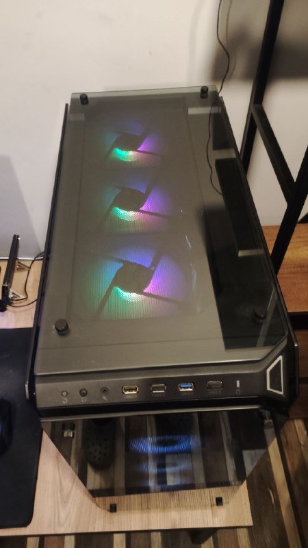 Корпус Thermaltake View 71 TG с вентиляторами 3