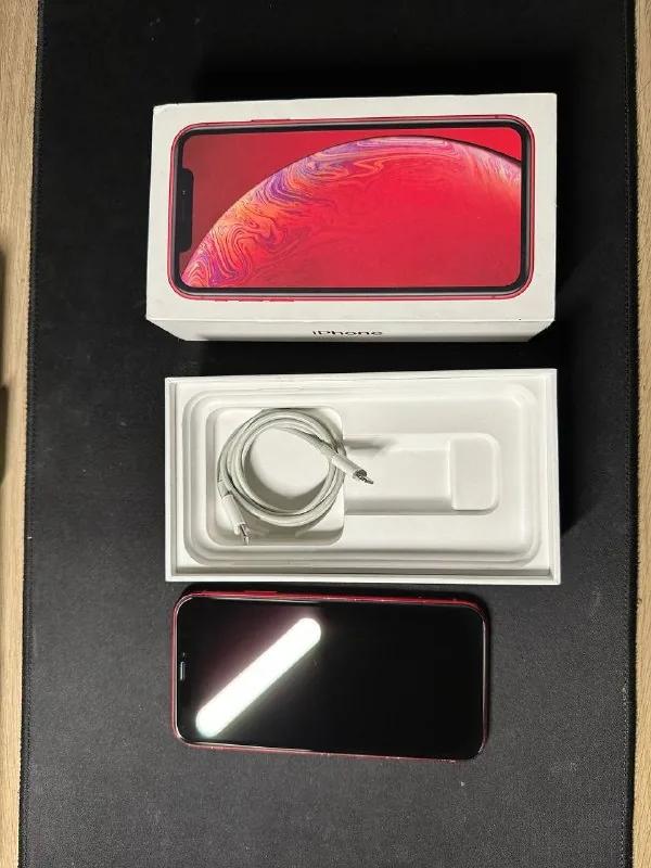 iPhone XR 128 GB 1