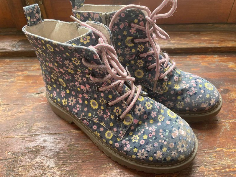 Пиджак, платье, кофточка, куртка-ветровка, плащ, детские ботинки 8