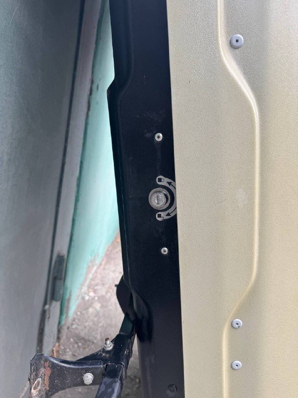 Авто бокс LUX с рейлами 550-600 л 4