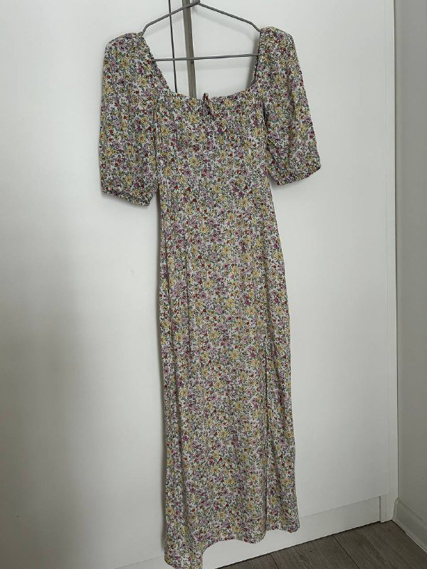 Джинсы, платья, рубашка, кеды, кроссовки, босоножки, сумка 3