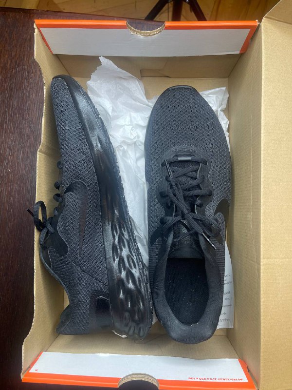 Кроссовки Nike, AIR Force, сандали Ecco
