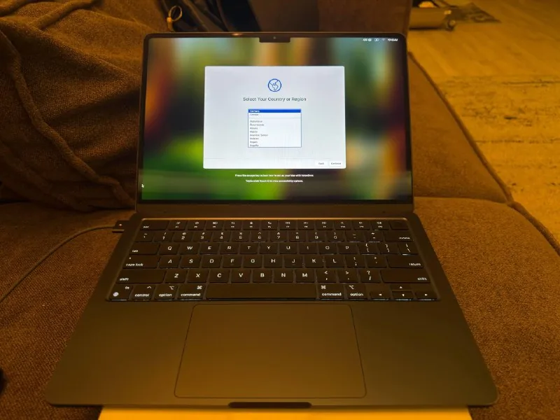 MacBook Air 13 M3 16/512 GB 1
