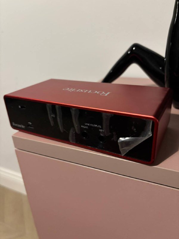звуковая карта Focusrite Scarlett 2i2 3rd Gen 2