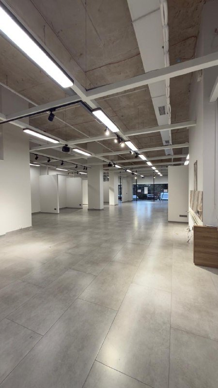 Коммерческое помещение в Батуми, 410 кв.м. 3