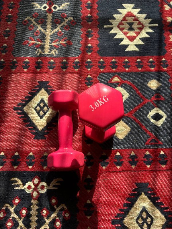 2 розовые гантели по 3кг 2