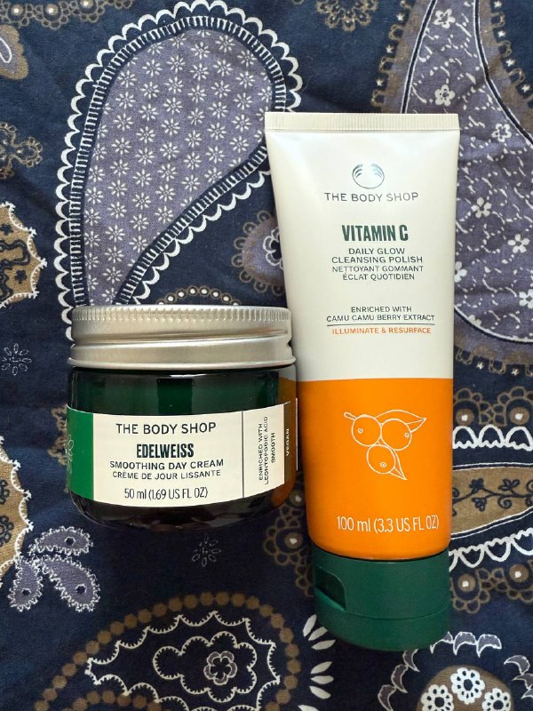 The Body Shop крем и очищающий полиш Витамин С