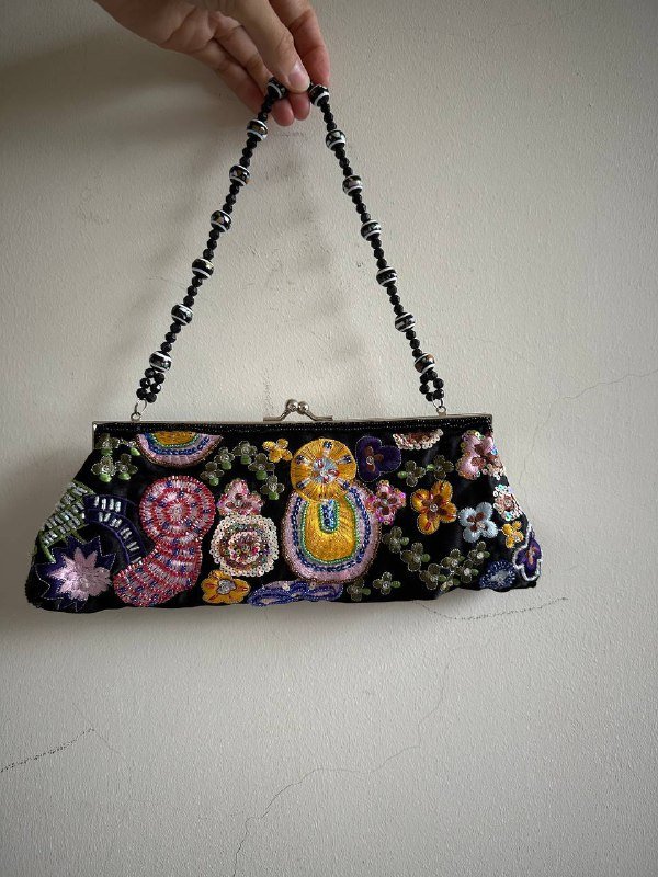 Винтажный клатч с вышивкой бисером и пайетками 3