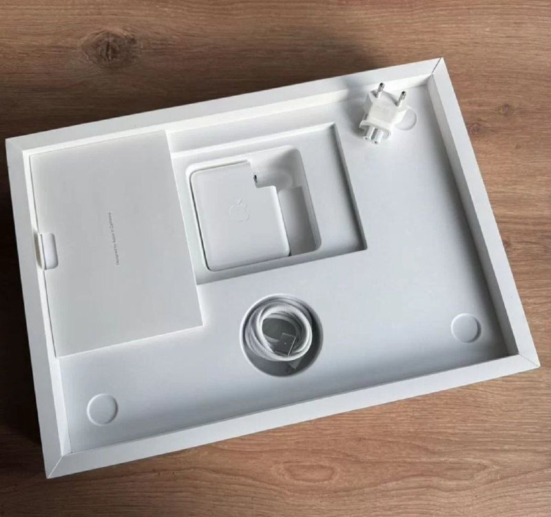 MacBook Pro 16 M4 Pro 24/512GB Silver 4