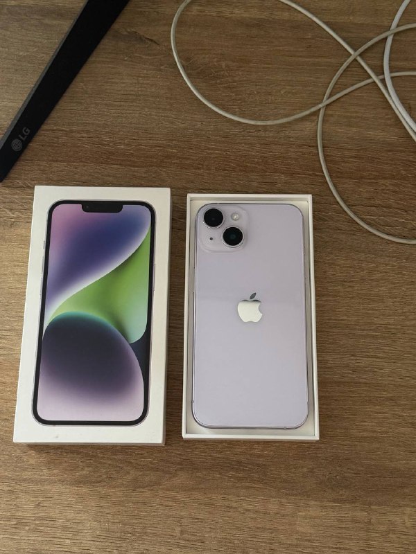 iPhone 14, 256Gb, в отличном состоянии, все чехлы в подарок 2