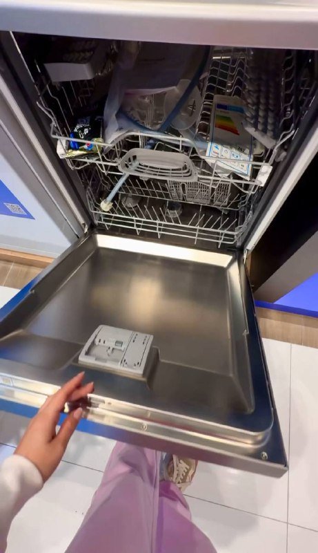 Посудомойка BOSСH новая, пользовались месяц 4