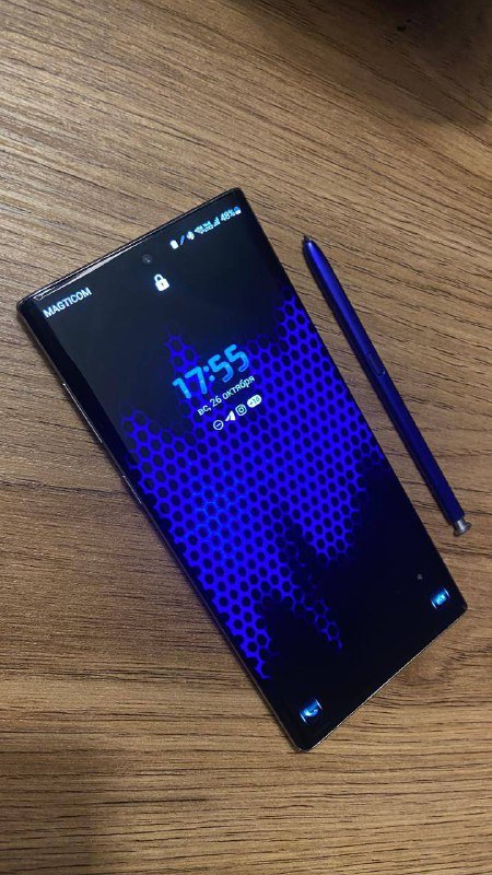 Телефон Samsung galaxy note 10, студийные мониторы KRK Rokit 5, Dj контроллер Pioneer DDJ-SX, игровой ноутбук MSI Raider GE76