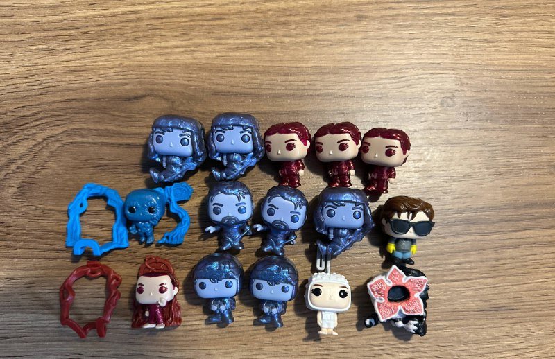 Фигурки Kinder Stranger Things