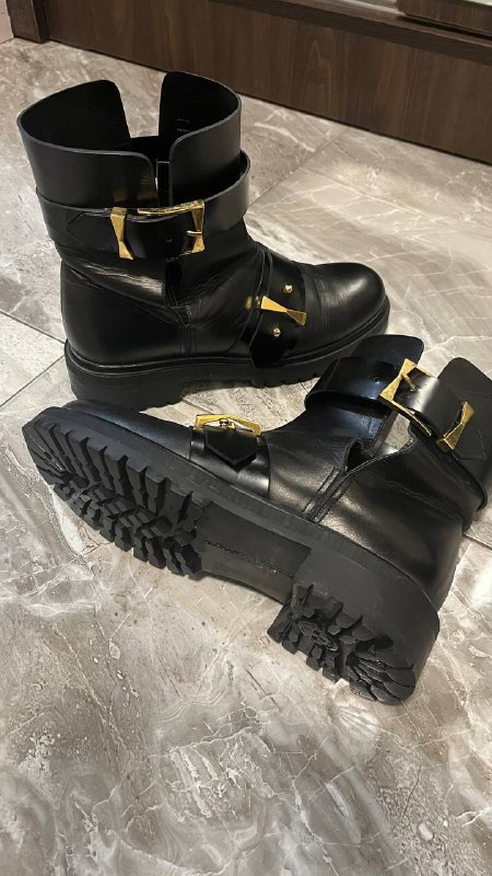 Ботильоны Pollini, Ботинки Alexander McQueen 6