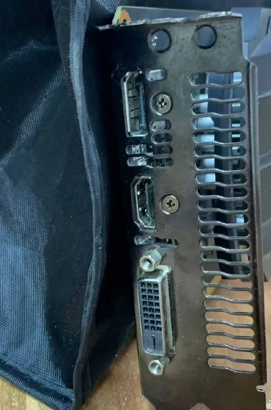 Видеокарта GTX 1050 Ti 1