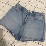 ჯინსის შორტები 1