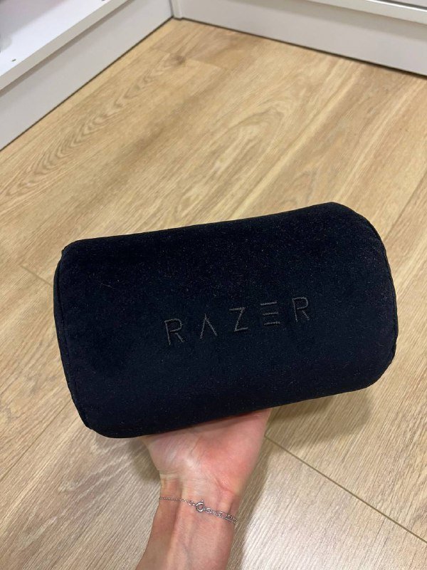 белая юбка, бежевая юбка, подушка для кресла RAZER