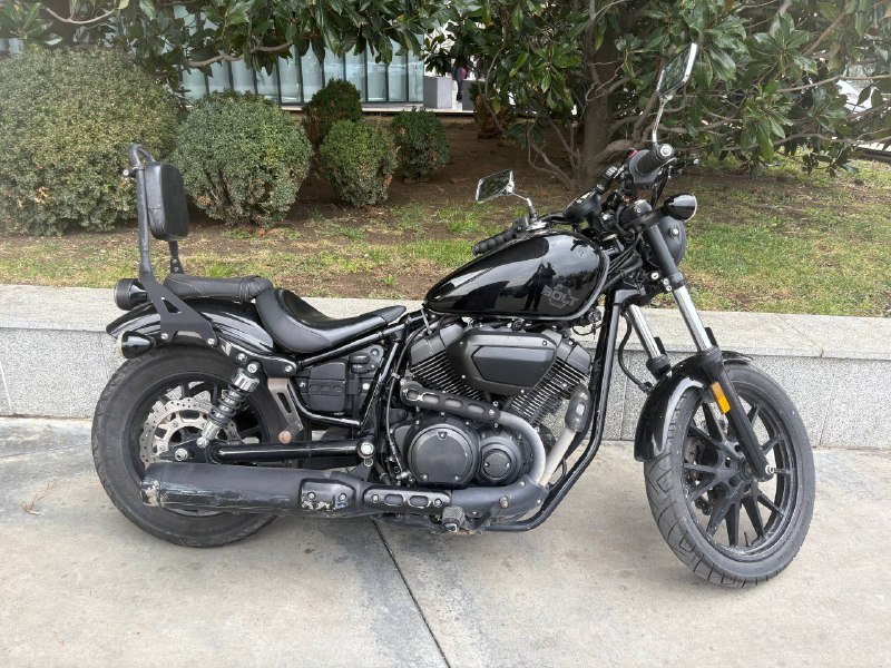 Мотоцикл Yamaha bolt 1000 куб.