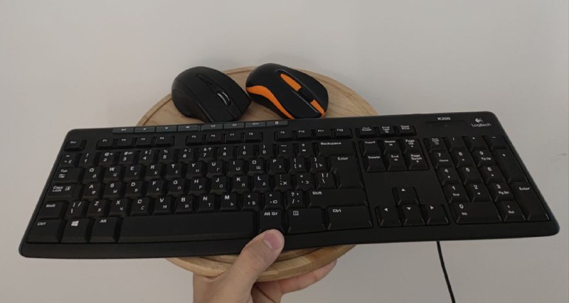 Клавиатура Logitech k200, мышки DEXP и Deluxe