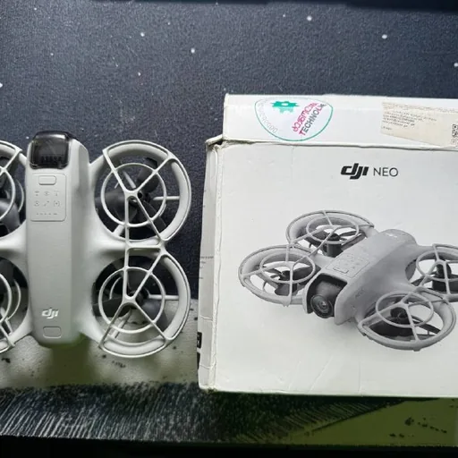 DJI Neo дрон