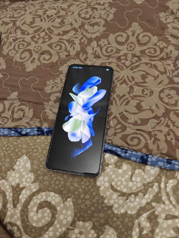 Samsung Galaxy Z Fold 4