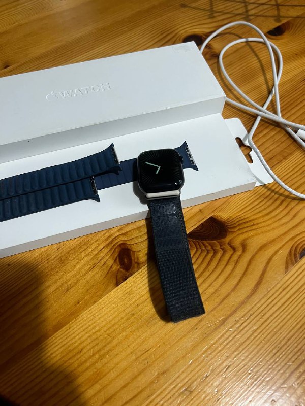 Apple Watch series 9 41mm, midnight, синий ремешок