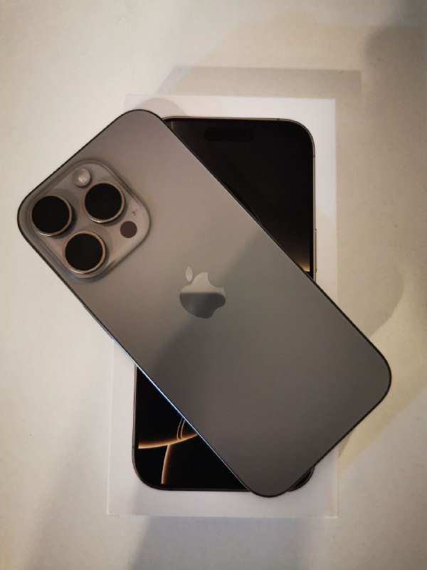 IPhone 16 pro 128 ГБ натуральный титан 2