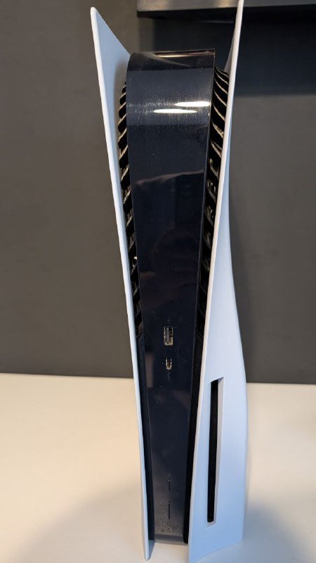 Пс5 с 2 джойстиками и 3 дисками 5