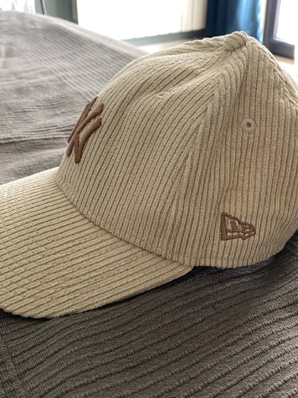 Кепка New Era, мужские лосины, джинсовая юбка, плед 2