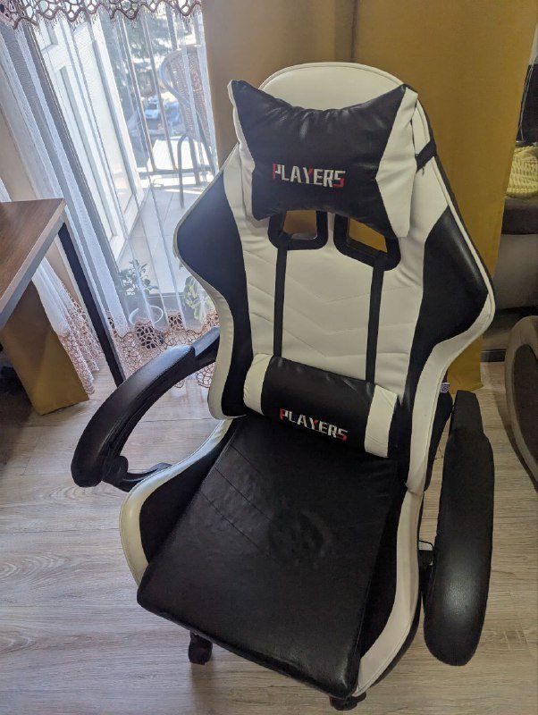 Офисный компьютерный стул