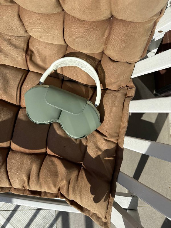 Airpods ProMax Green 2