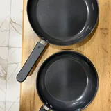 Комплект сковородок IKEA MIDDAGSMAT 24 и 28 см 1
