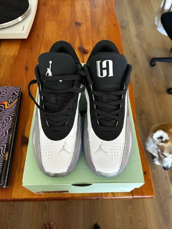 Air Jordan Heir Series 2 кроссовки 3
