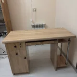 Деревянный письменный стол 1