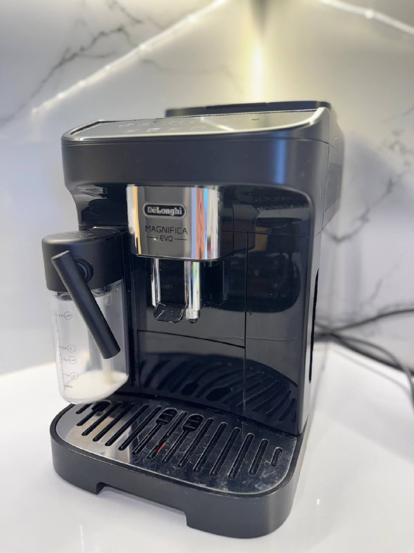 Кофемашина Delonghi Magnifica 2