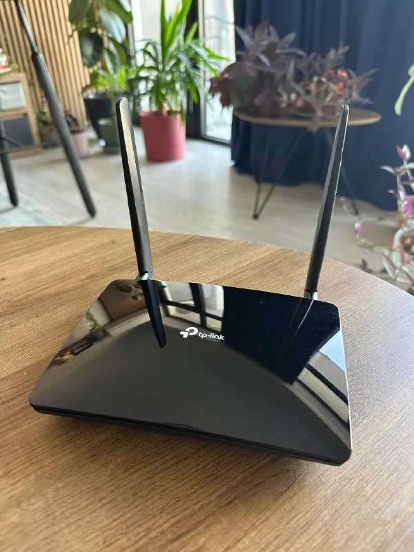 TP-Link TL-MR6400 4G LTE роутер 1