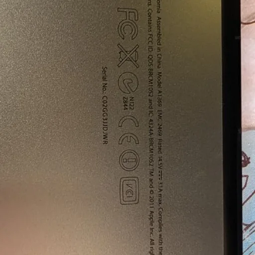 Ноутбук MacBook Air без батареи и зарядка