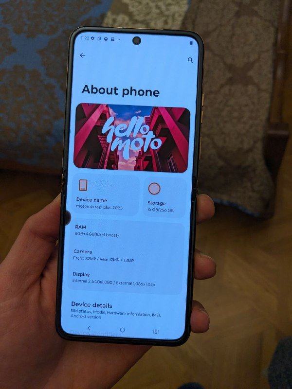 Motorola RAZR Plus 2023 раскладушка 4