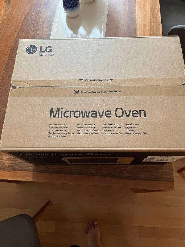 Микроволновка LG MS2042DB 3