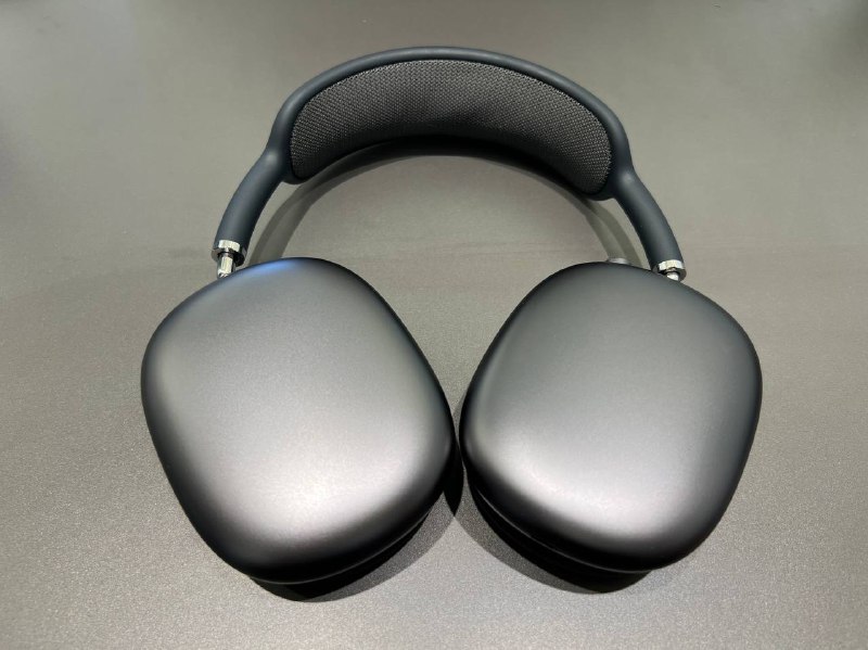 AirPods Max черные с lightning зарядкой