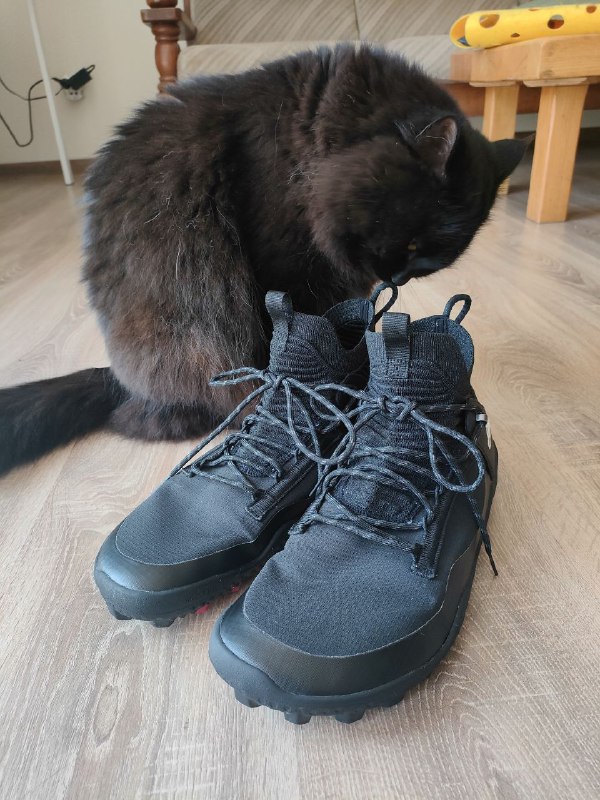Кроссовки Vivobarefoot 43 размер