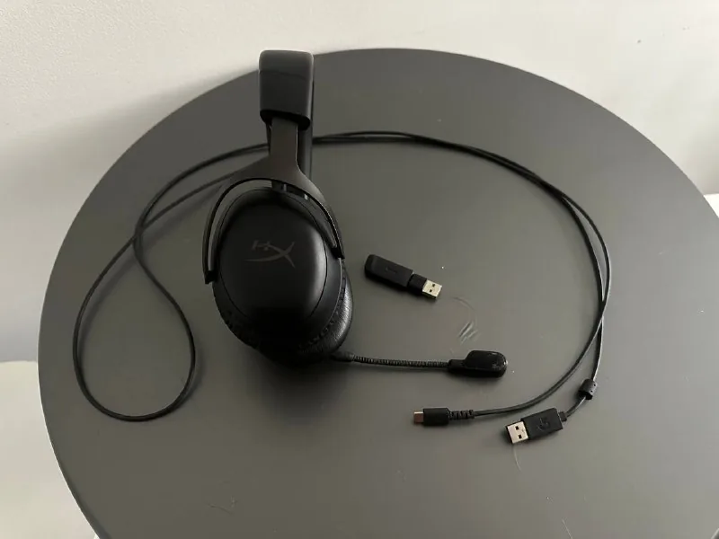 HyperX Cloud 3 Black Wireless 1