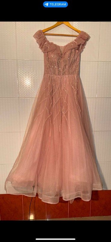 Платья для выпускного вечера