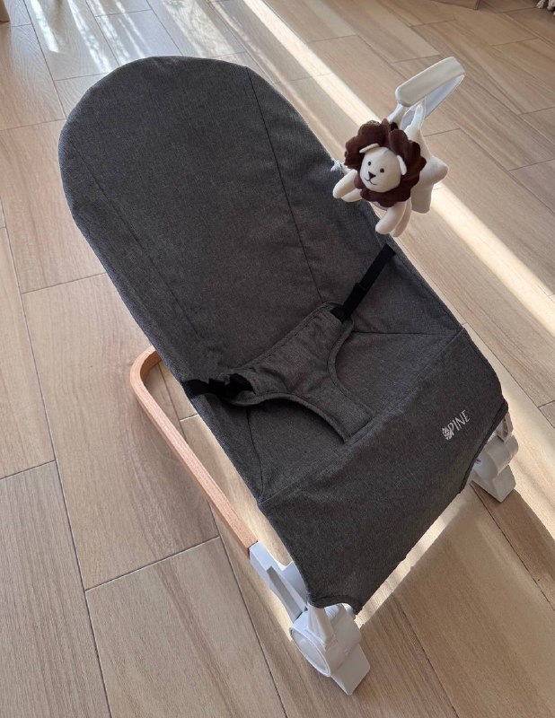 Детское кресло шезлонг Caretero Pine Grey